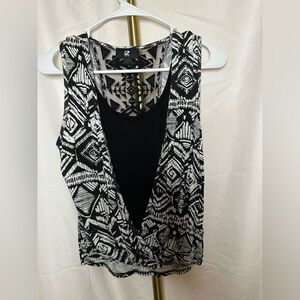 IZ Byer Pattern Tank Top Size S